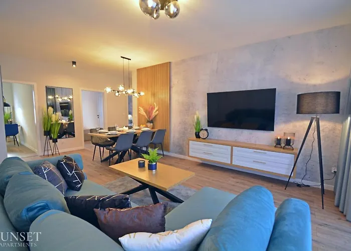 Platan - Sunset Apartments - Garaz
